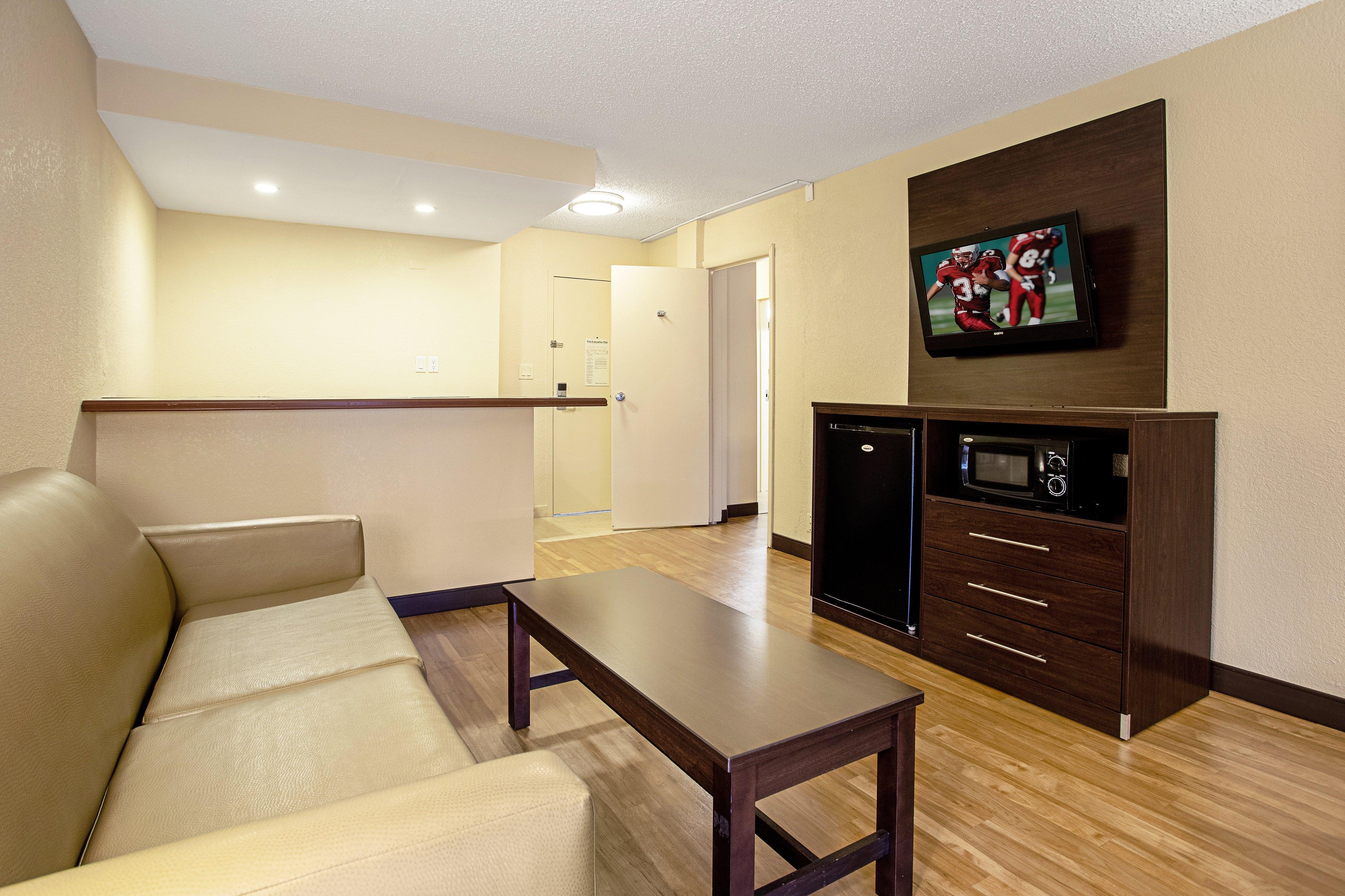 Red Roof Inn Plus+ Wichita East Luaran gambar