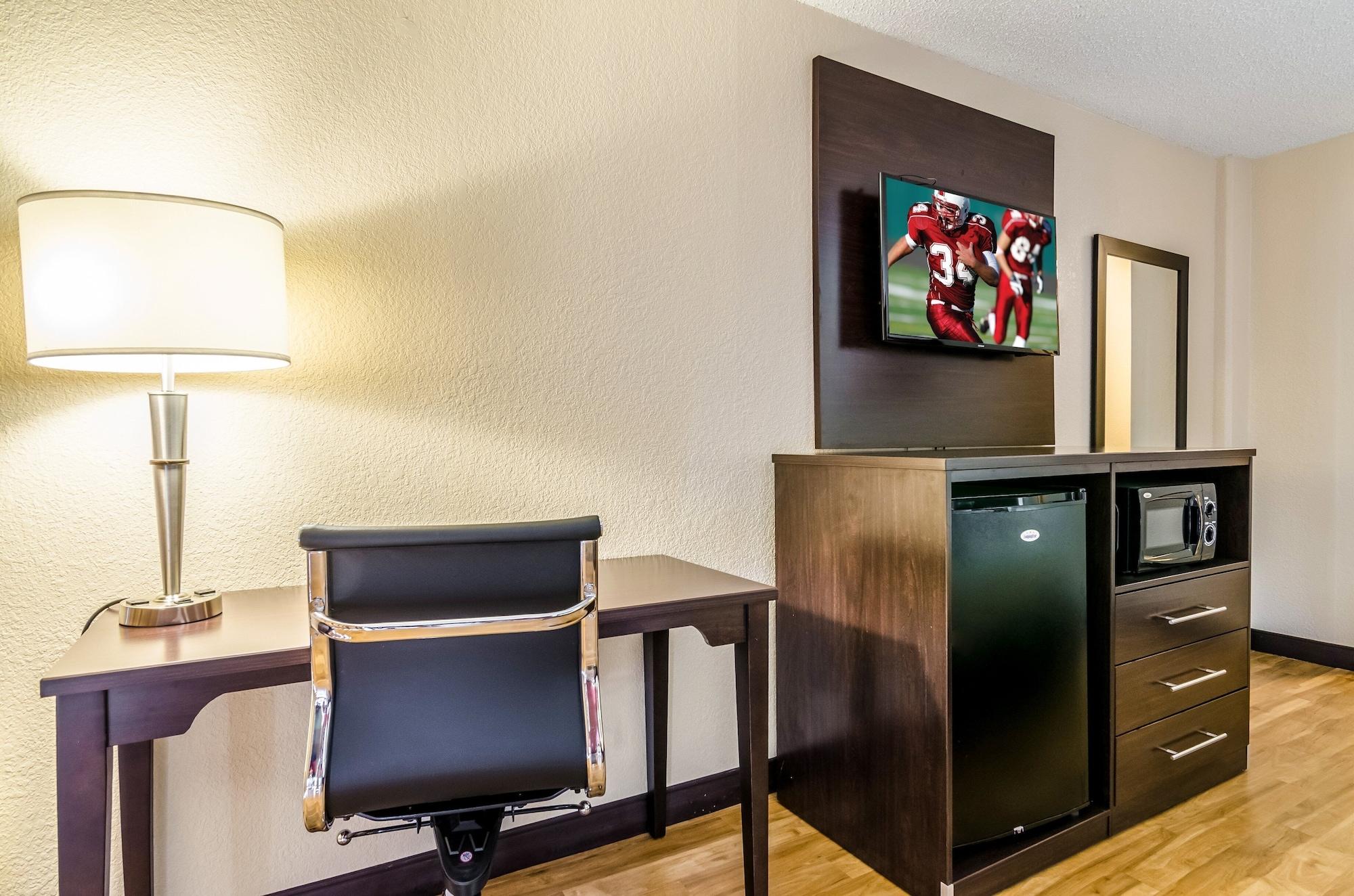 Red Roof Inn Plus+ Wichita East Luaran gambar